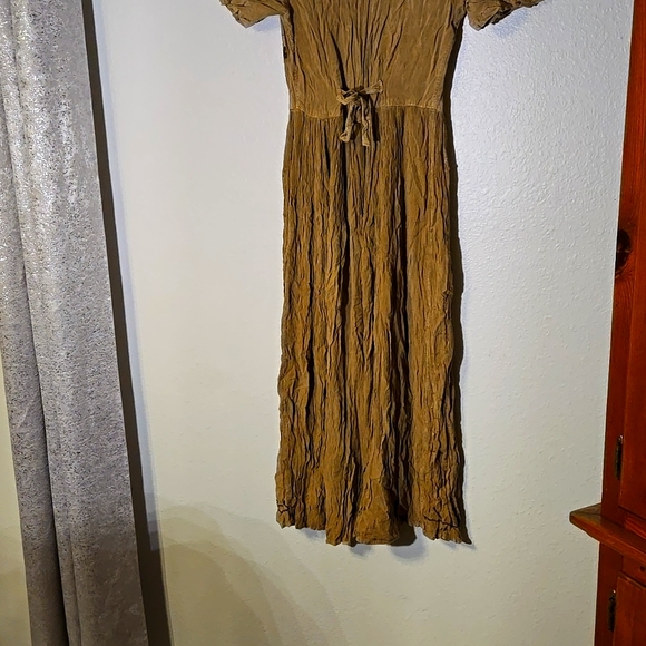Vintage Selwct Womens short sleeve  button up embroidered brown dress, size M - Picture 8 of 8